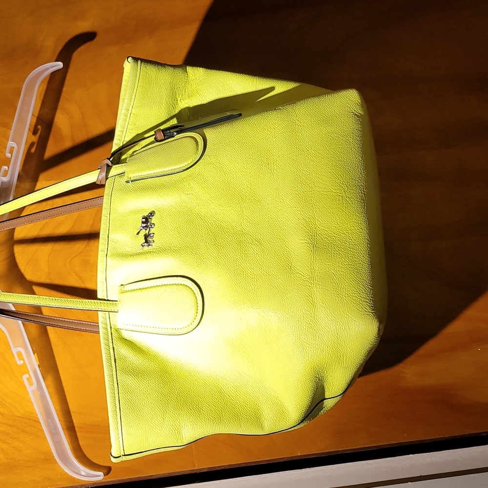 Coach purse with wallet and wristlet